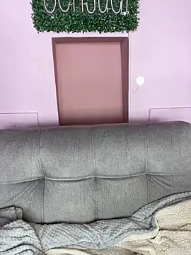 Snapshot of PoliBenett_ chatting on February 18, 2025, 8:25 pm PoliBenett online show from February 18, 2025, 8:25 pm