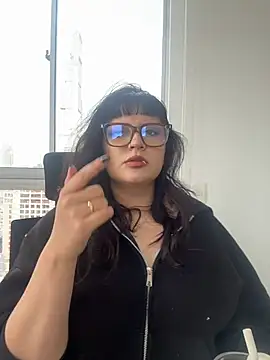 Snapshot of PoliBenett_ chatting on March 2, 2026, 4:58 pm PoliBenett online show from March 2, 2026, 4:58 pm