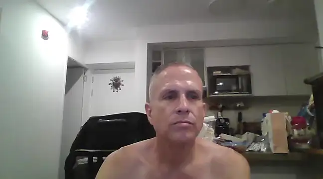 Diegoperrote682661 online show from February 25, 2025, 3:42 am