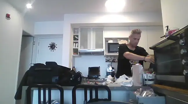 Diegoperrote682661 online show from March 7, 2025, 12:34 pm