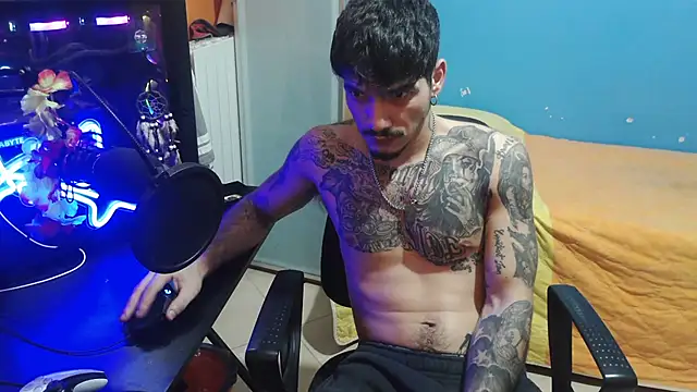 Badboyi1997 online show from October 21, 2025, 12:32 am