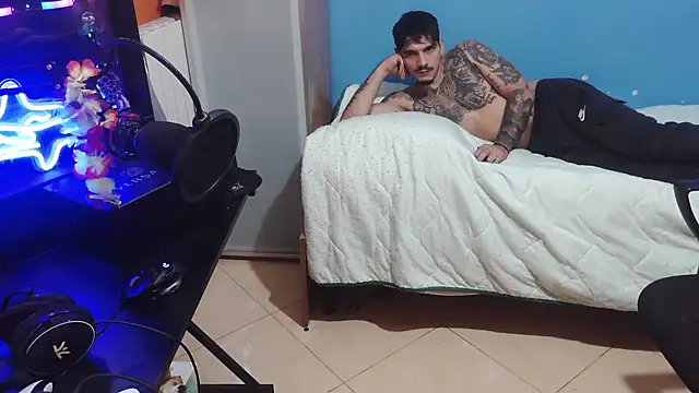 Badboyi1997 online show from October 19, 2025, 1:41 am