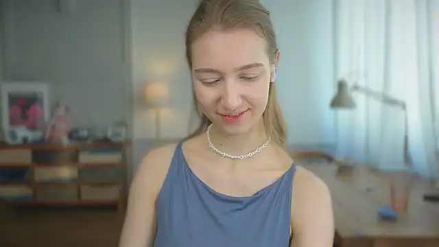 solar bella online show from February 25, 2025, 11:10 am