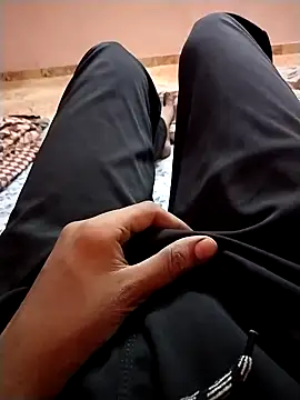 black cobra70 online show from September 15, 2025, 2:06 pm