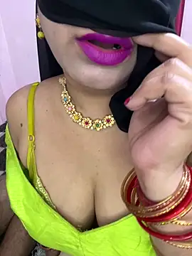 mickey love online show from June 6, 2026, 4:50 am