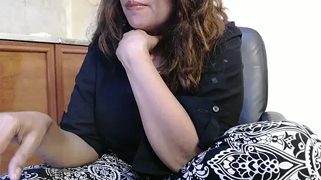 pareeti online show from October 6, 2025, 7:31 am