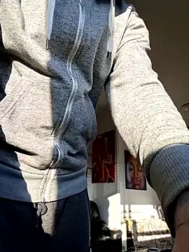 Snapshot of mileflav0r chatting on March 20, 2026, 7:09 am mileflav0r online show from March 20, 2026, 7:09 am