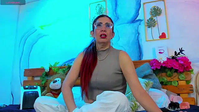 Perla Franco online show from September 12, 2025, 8:36 am