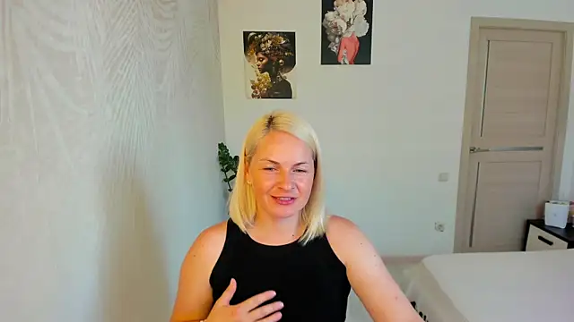 Alicee Gracee online show from July 20, 2026, 8:43 am