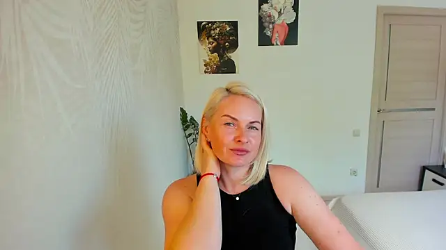 Alicee Gracee online show from July 13, 2026, 8:57 am
