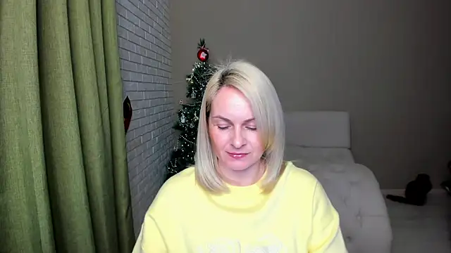 Alicee Gracee online show from December 21, 2025, 7:48 pm