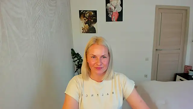 Alicee Gracee online show from August 5, 2026, 1:49 pm