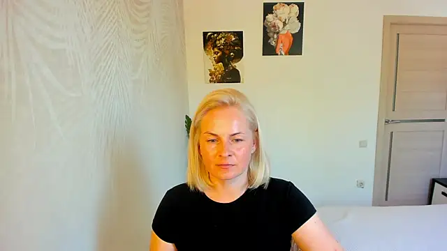 Alicee Gracee online show from July 3, 2026, 8:21 am