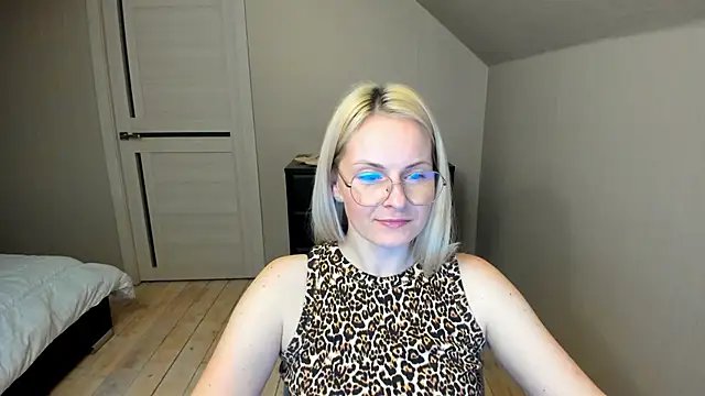 Alicee Gracee online show from March 14, 2025, 6:18 pm