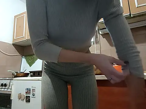 beaverwoman online show from November 10, 2025, 1:49 pm