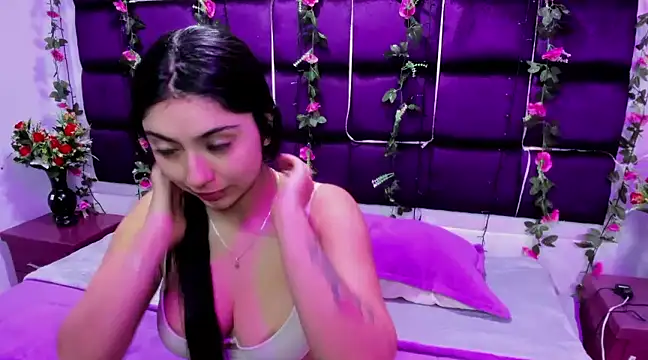 Lucy Anall  online show from March 5, 2025, 12:05 am