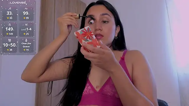 AmaiaFerrer online show from March 4, 2025, 9:11 pm