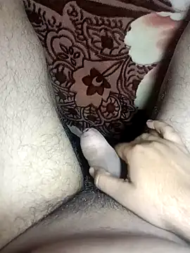 isitsharma143 online show from December 3, 2024, 6:11 pm