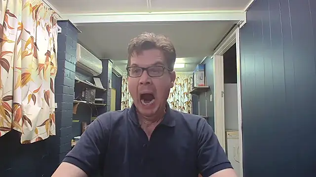 Snapshot of tilobinder chatting on January 8, 2026, 2:45 pm tilobinder online show from January 8, 2026, 2:45 pm