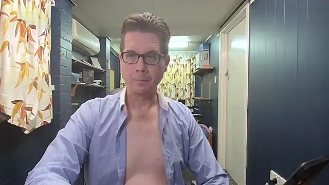 Snapshot of tilobinder chatting on November 2, 2025, 2:00 pm tilobinder online show from November 2, 2025, 2:00 pm