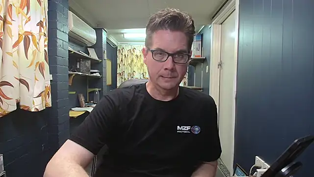 Snapshot of tilobinder chatting on February 22, 2026, 2:41 pm tilobinder online show from February 22, 2026, 2:41 pm