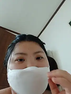 hello098712 online show from June 11, 2026, 9:17 am