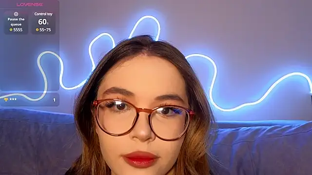 CutiePie3 online show from March 14, 2025, 8:38 pm