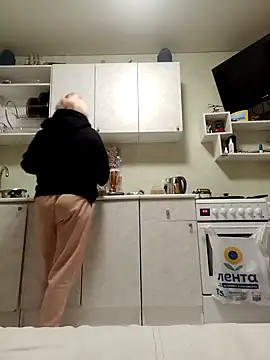 Milen Milf online show from December 29, 2024, 3:13 pm