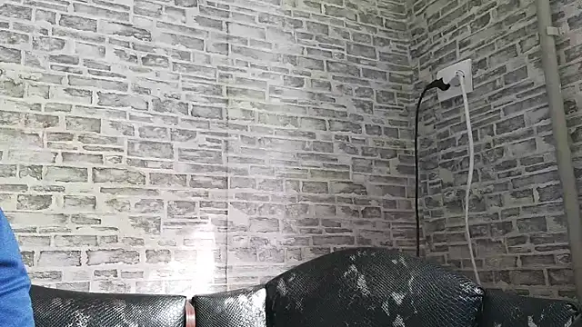 EdithManning online show from March 6, 2025, 9:25 am