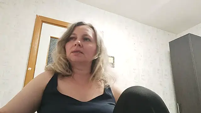 EdithManning online show from May 23, 2026, 6:29 pm
