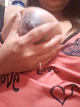 Hot-Anuska online show from December 17, 2025, 2:22 pm