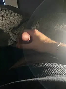 Snapshot of Flirt-Fight chatting on February 28, 2026, 12:21 am Flirt-Fight online show from February 28, 2026, 12:21 am