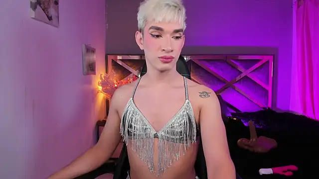 Cherry zayden  online show from April 21, 2026, 7:20 pm