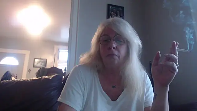 canadiancougar1965 online show from February 16, 2025, 1:05 pm