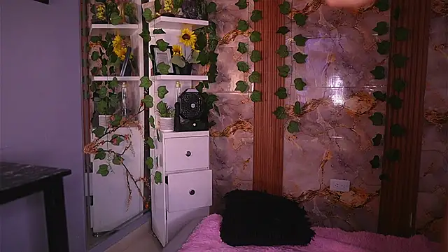 zoey-fox online show from June 29, 2026, 12:39 am