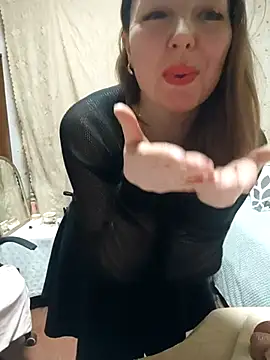 Snapshot of VselenaSun402 chatting on February 19, 2026, 1:52 pm VselenaSun402 online show from February 19, 2026, 1:52 pm