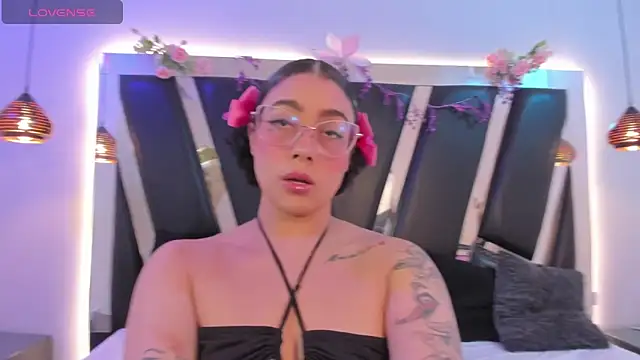 antonelllepiercee online show from March 11, 2026, 11:15 am