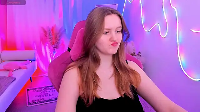 KellyPoter online show from November 30, 2025, 9:32 am