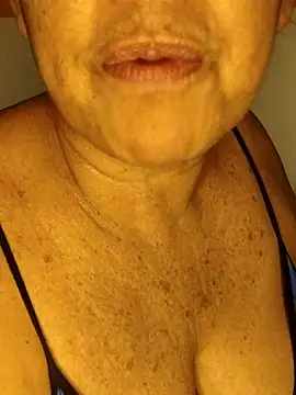 Snapshot of Kasandra_Ho chatting on March 18, 2026, 1:31 am Kasandra Ho online show from March 18, 2026, 1:31 am