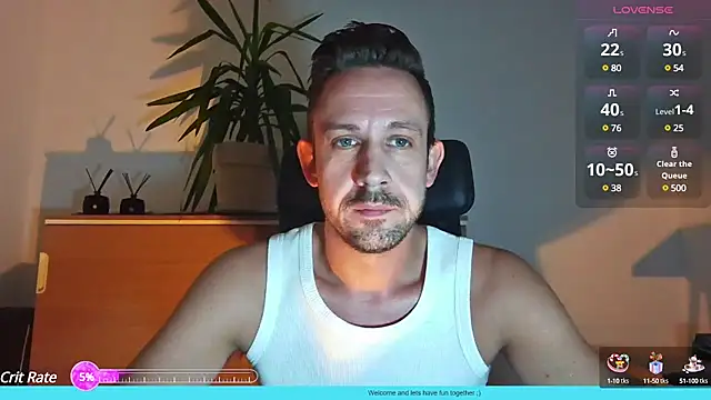 Snapshot of Alex_cut chatting on December 22, 2024, 2:06 pm Alex cut online show from December 22, 2024, 2:06 pm