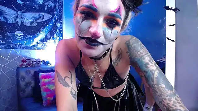 Snapshot of amelierouss chatting on April 11, 2026, 7:45 am amelierouss online show from April 11, 2026, 7:45 am