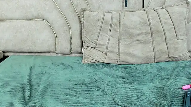 Crazy  Megan online show from January 3, 2025, 9:36 am