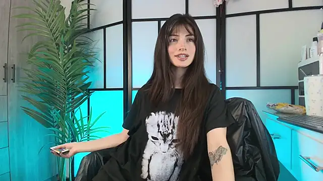 Megga Bluee online show from May 12, 2026, 11:44 pm