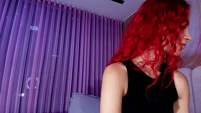 mia stanfort online show from March 2, 2026, 7:21 pm