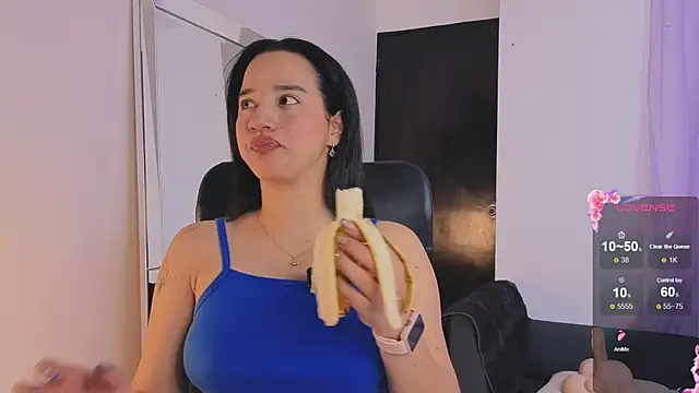 emilyrouxe online show from September 24, 2025, 2:56 pm