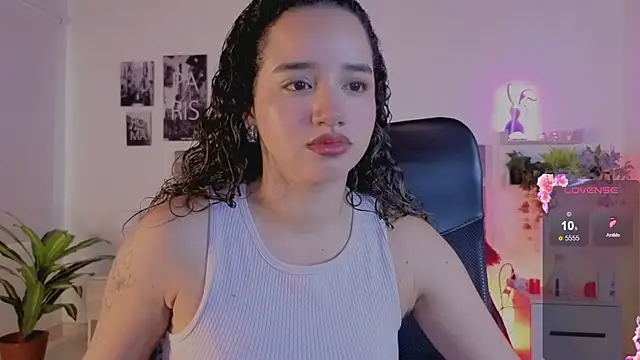 emilyrouxe online show from July 11, 2026, 8:09 pm