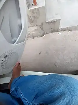 sudhastriper online show from April 26, 2026, 11:51 am