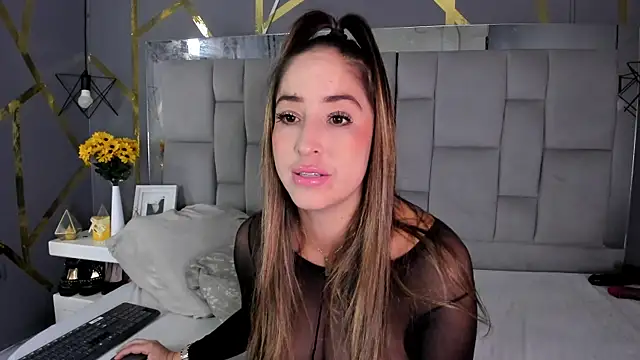 AliceSteel12 online show from February 13, 2026, 10:21 pm