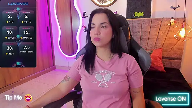 tatiana sc online show from October 18, 2025, 12:18 pm