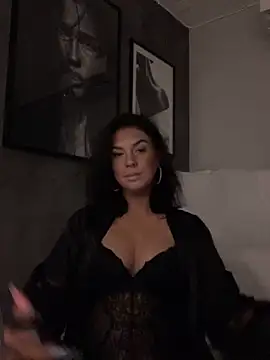 Snapshot of eemsii chatting on January 24, 2025, 9:04 pm eemsii online show from January 24, 2025, 9:04 pm